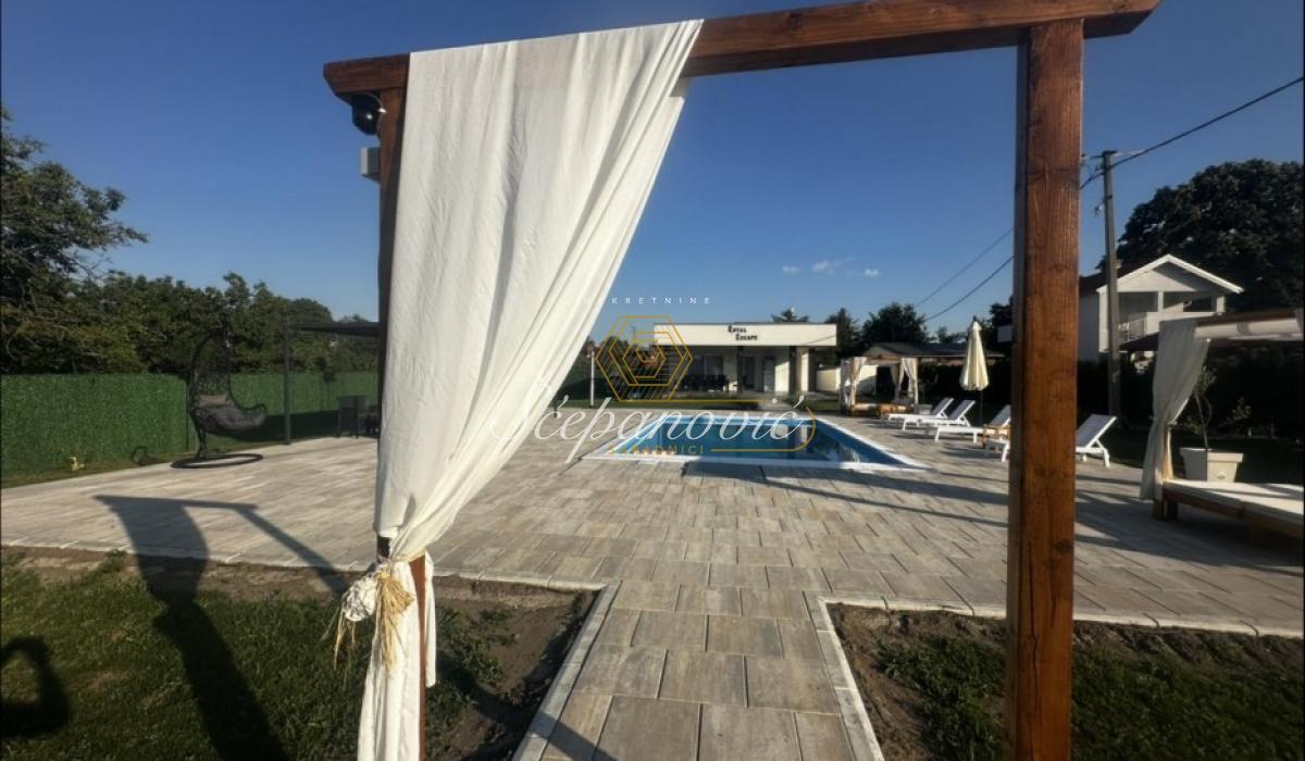 Kuća Prodaja Inđija Kuća Prodaja Inđija 2144 m2