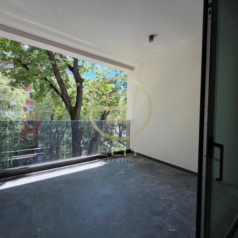 Lokal Izdavanje Novi Sad  126 m2