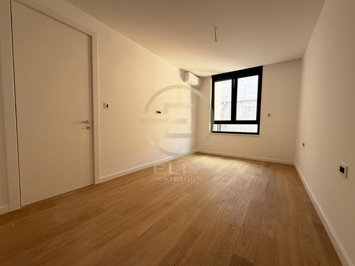 izdavanje-stanova-7FcduqCvlC Lokal za izdavanje, Centar, Novi Sad, 126m², 1.890 €/mes