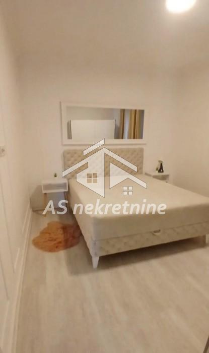 Trosoban stan za izdavanje, Trošarina, Beograd, 61m², 650 €/mes