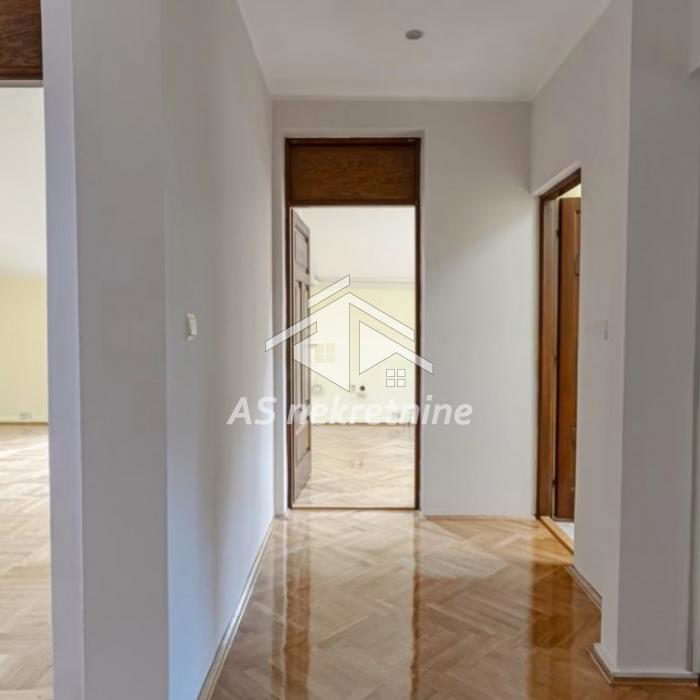 Petosoban stan za izdavanje, Dedinje, Beograd, 210m², 2.450 €/mes