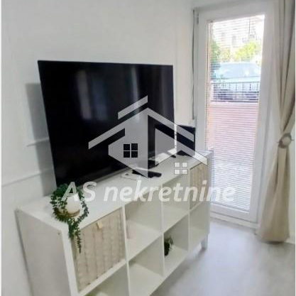 Stan Izdavanje Beograd Trošarina 61 m2