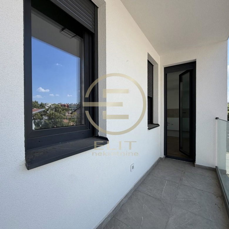 Stan Prodaja Novi Sad  81 m2