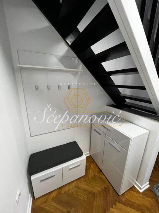Stan Prodaja Novi Sad  71 m2