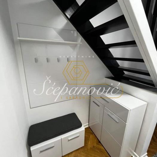 Stan Prodaja Novi Sad  71 m2