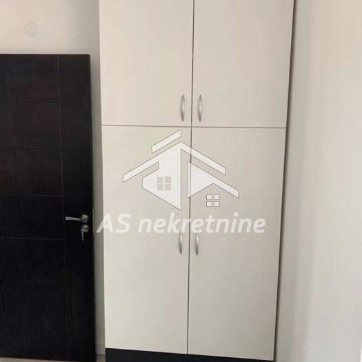 Trosoban stan za izdavanje, Cvetkova Pijaca, Beograd, 60m², 800 €/mes