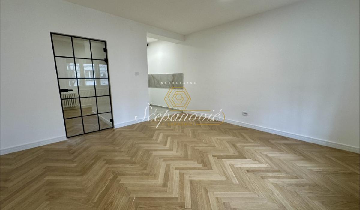 Stan Prodaja Novi Sad  85 m2