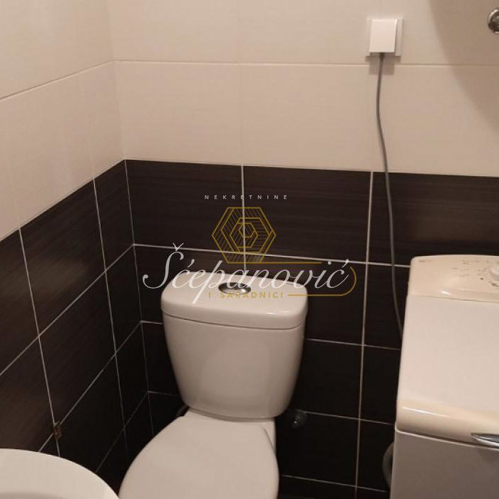 Stan Izdavanje Novi Sad  44 m2