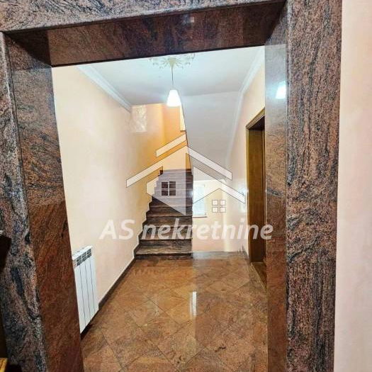 Četvorosoban stan za izdavanje, Dedinje, Beograd, 115m², 1.400 €/mes