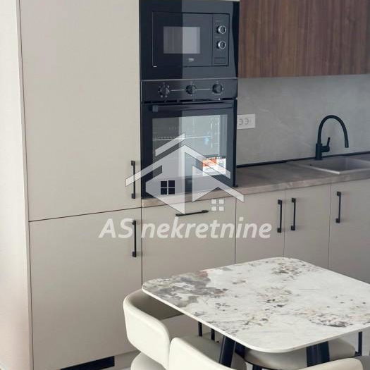 Stan Izdavanje Beograd Đeram Pijaca 53 m2