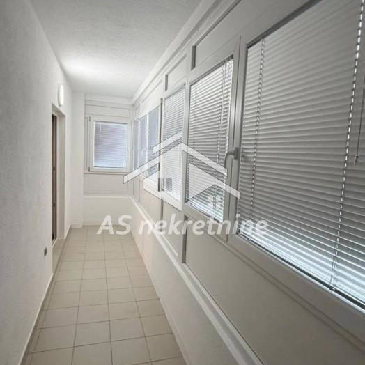 Dvosoban stan za izdavanje, Autokomanda, Beograd, 39m², 580 €/mes