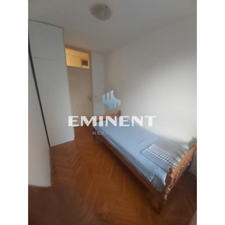 Stan Izdavanje Beograd Banovo Brdo 75 m2