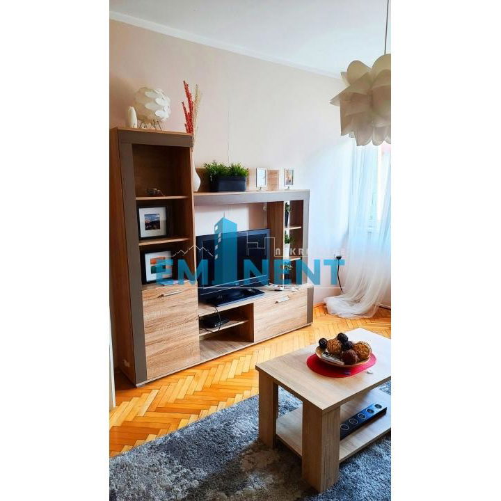 Stan Izdavanje Beograd Palata Pravde 55 m2