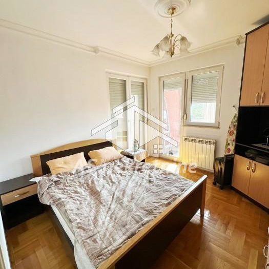 Trosoban stan za izdavanje, Braće Jerković, Beograd, 60m², 550 €/mes