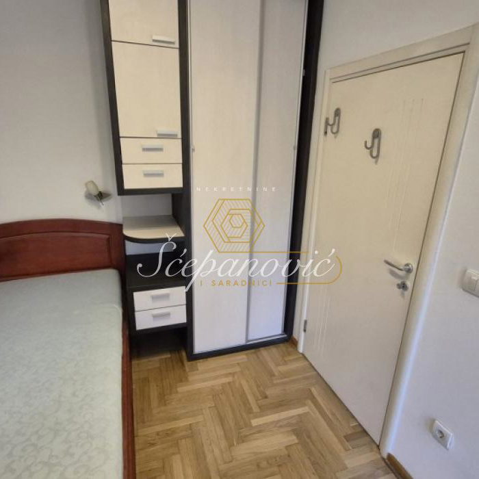 Stan Izdavanje Novi Sad  89 m2