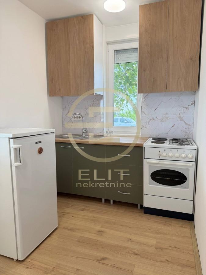 izdavanje-stanova-QEbMX7DCwL Kuća na prodaju, Banoštor, Beočin, 68m², 142.000 €