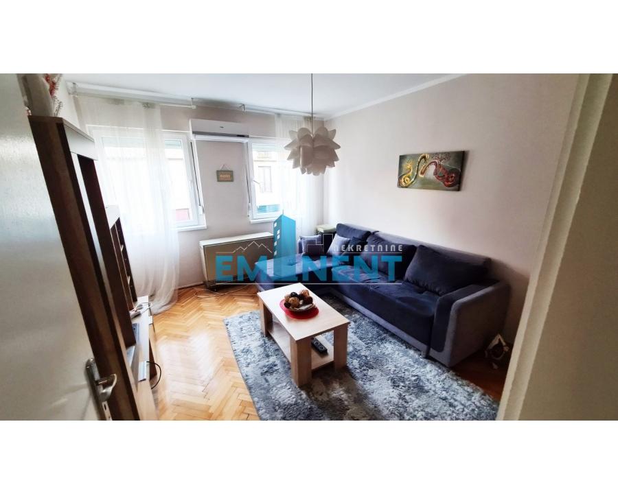 Stan Izdavanje Beograd Palata Pravde 55 m2