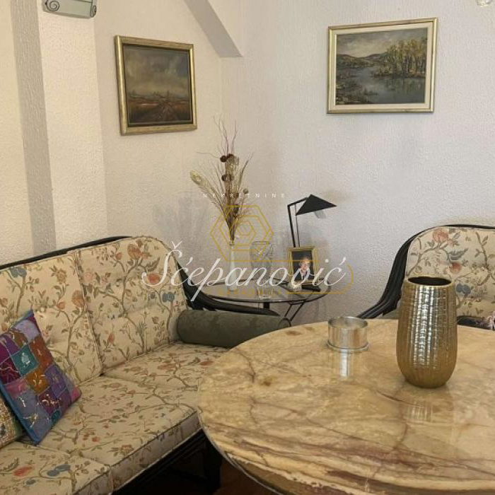 Četvorosoban stan na prodaju, Centar, Novi Sad, 115m², 280.000 €