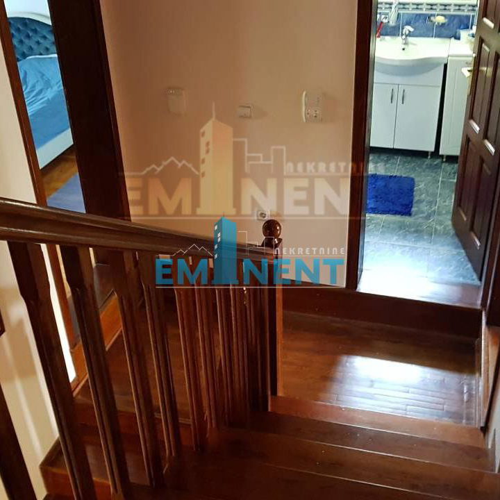 Kuća na prodaju, Beli Potok, Beograd, 465m², 620.000 €