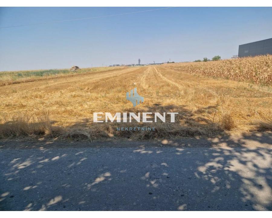 Plac na prodaju, Surčin, Beograd, 10050m², 804.000 €