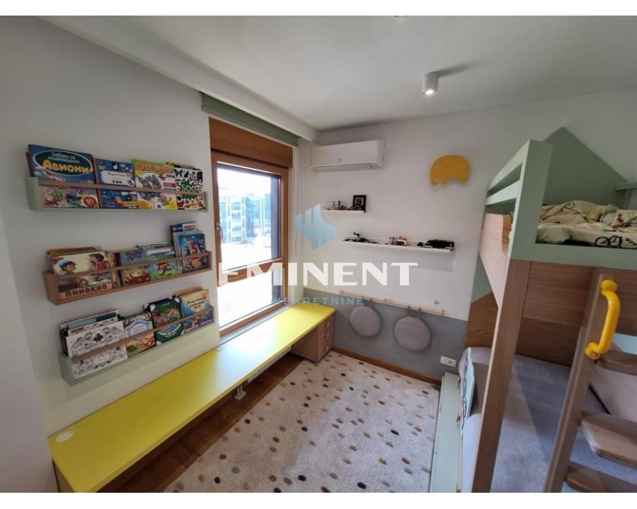 Trosoban stan na prodaju, Blok 65, Beograd, 75m², 370.000 €