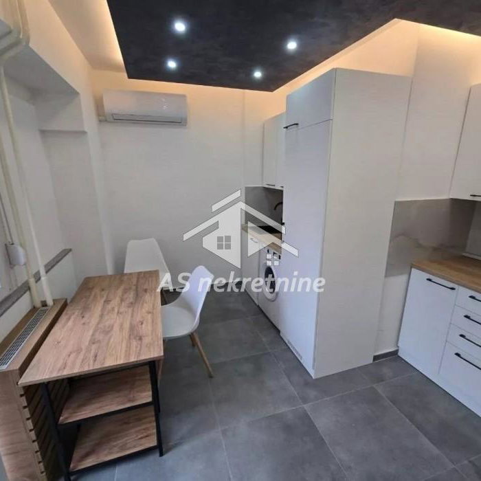 Stan Izdavanje Beograd Tošin Bunar 40 m2