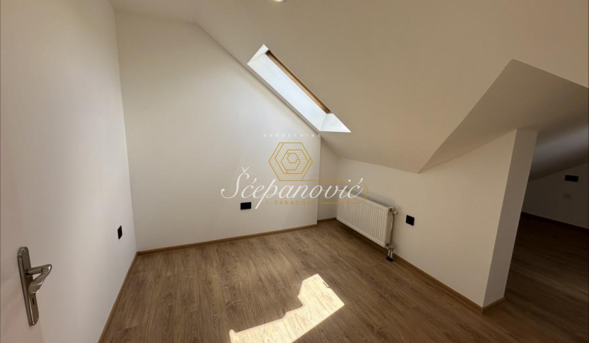 Stan Prodaja Novi Sad Stan Prodaja Novi Sad Bulevar Patrijarha Pavla 60 m2