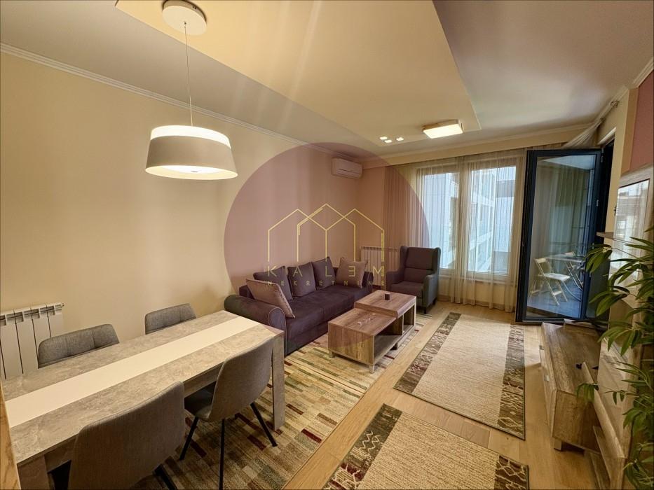 Stan Izdavanje Beograd  53 m2