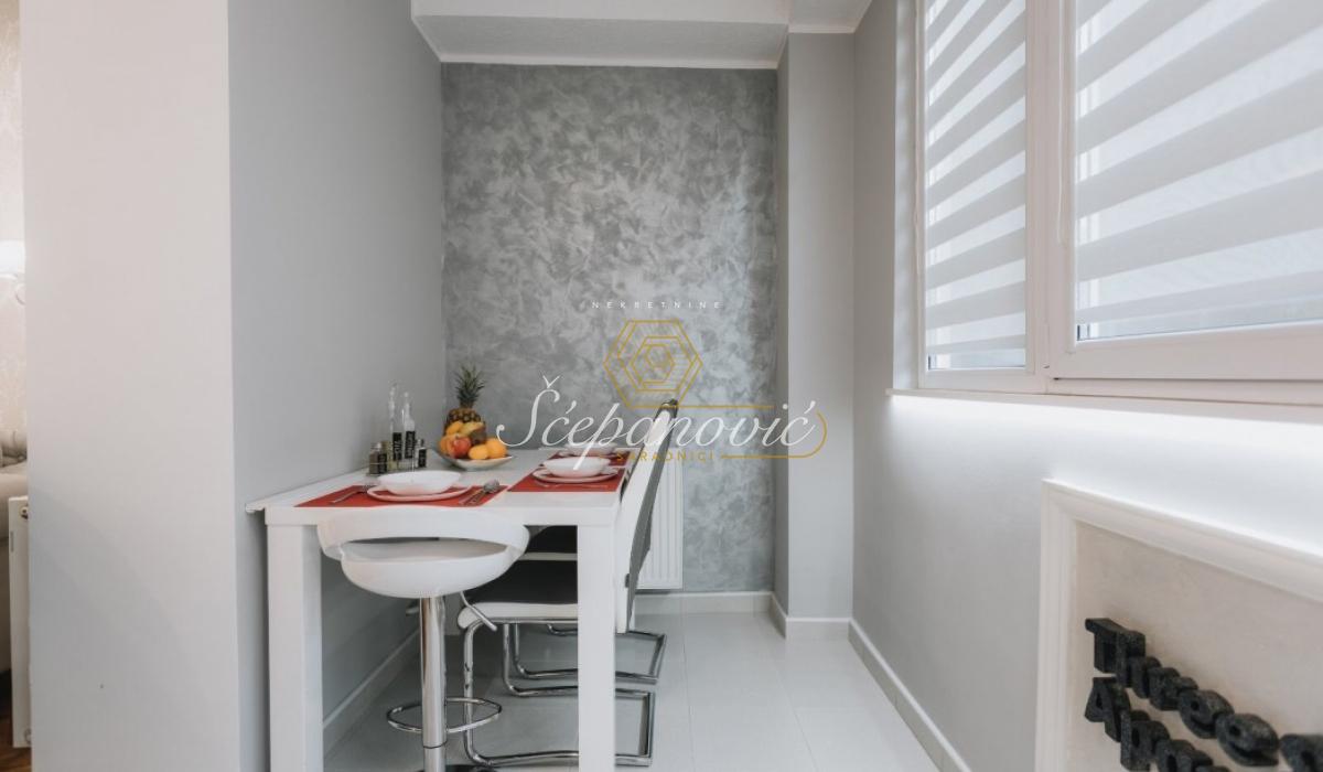 Stan Prodaja Novi Sad  38 m2
