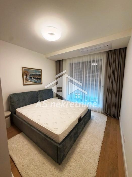 Trosoban stan za izdavanje, Blok 64, Beograd, 78m², 2.000 €/mes