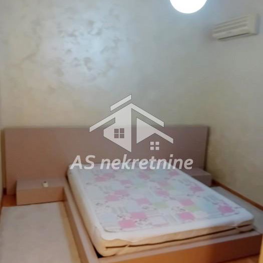Trosoban stan za izdavanje, Dedinje, Beograd, 98m², 1.300 €/mes