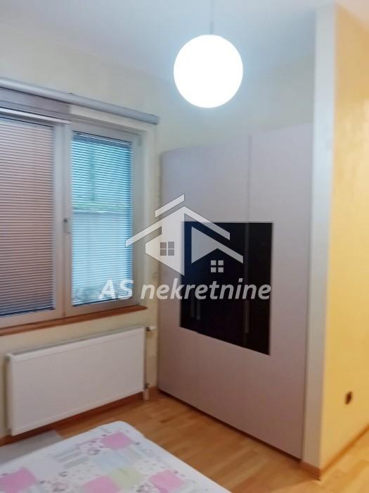 izdavanje-stanova-beograd-CHnDVXoPXI Trosoban stan za izdavanje, Dedinje, Beograd, 98m², 1.300 €/mes