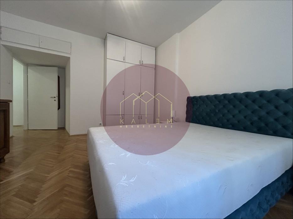Dvosoban stan na prodaju, Kalenić Pijaca, Beograd, 61m², 297.000 €