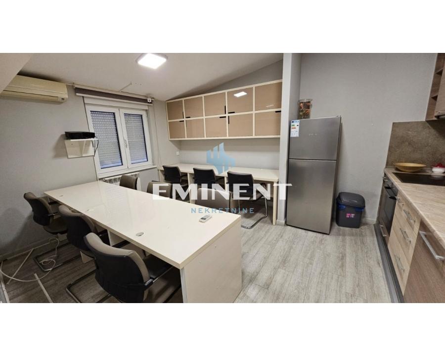 izdavanje-stanova-beograd-Du4iXsNxgz Petosoban stan na prodaju, Đeram Pijaca, Beograd, 118m², 349.000 €