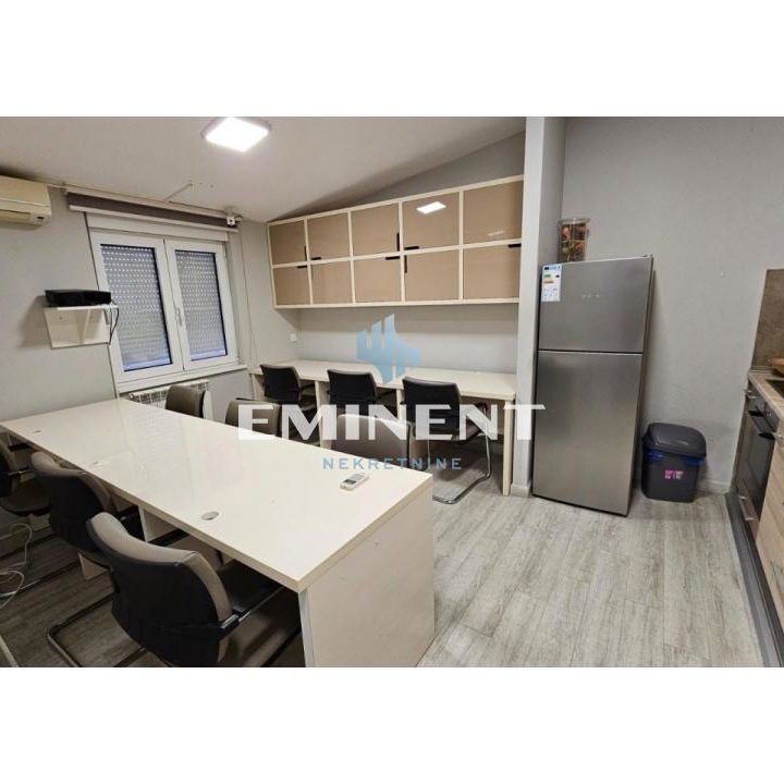 Petosoban stan na prodaju, Đeram Pijaca, Beograd, 118m², 349.000 €
