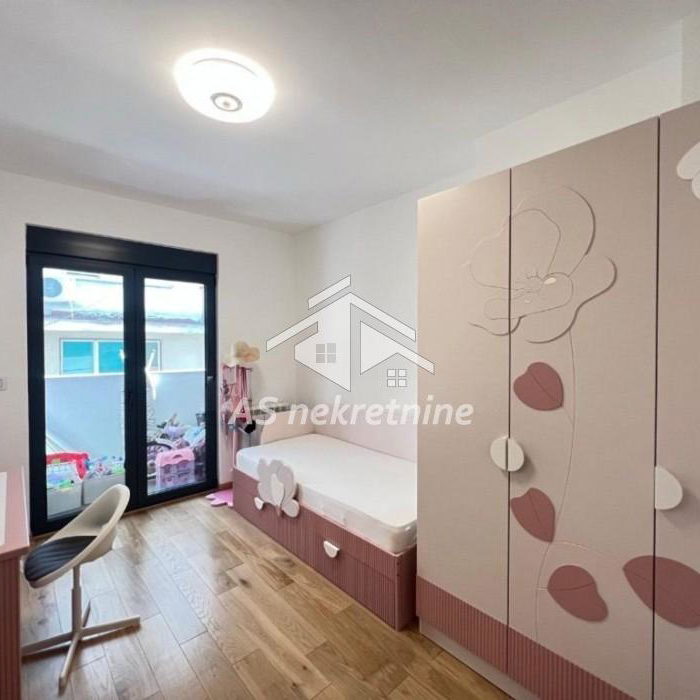 Četvorosoban stan na prodaju, Južni Bulevar, Beograd, 88m², 387.000 €