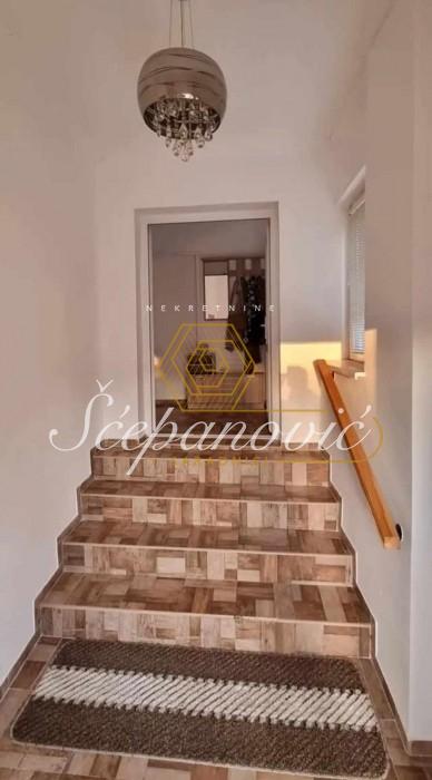 izdavanje-stanova-beograd-GBWhFx9i19 Kuća na prodaju, Centar, Mali Iđoš, 169m², 159.500 €