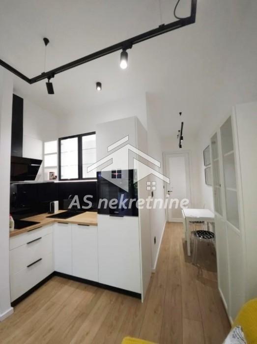 izdavanje-stanova-beograd-Lo8h7WjF2k Dvosoban stan na prodaju, Dorćol, Beograd, 33m², 210.000 €