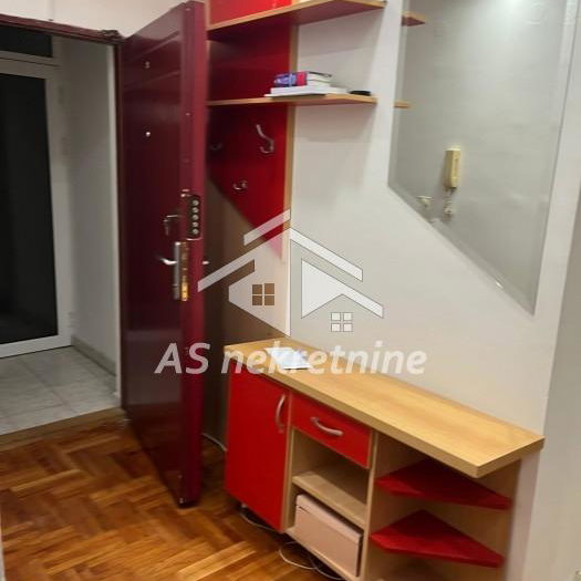 Trosoban stan za izdavanje, Učiteljsko Naselje, Beograd, 120m², 800 €/mes