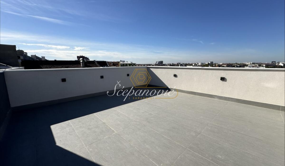 Stan Prodaja Novi Sad  185 m2