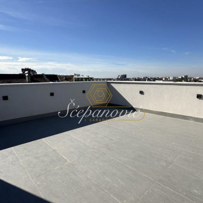 Stan Prodaja Novi Sad  185 m2