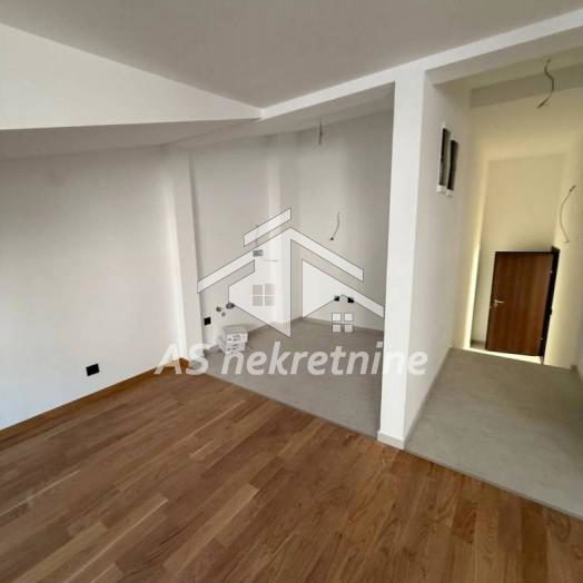 Stan Izdavanje Beograd FON 80 m2