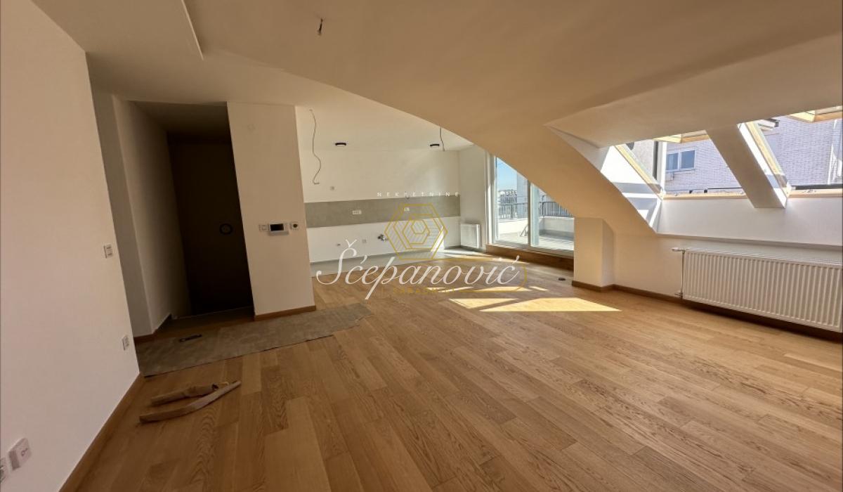 Petosoban stan na prodaju, Grbavica, Novi Sad, 185m², 536.500 €