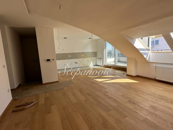 Stan Prodaja Novi Sad  185 m2
