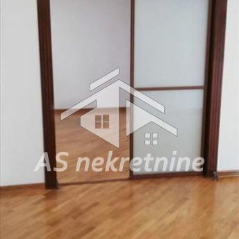 Stan Izdavanje Beograd Slavija 130 m2