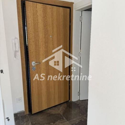 Trosoban stan na prodaju, Cara Dušana, Beograd, 71m², 211.500 €