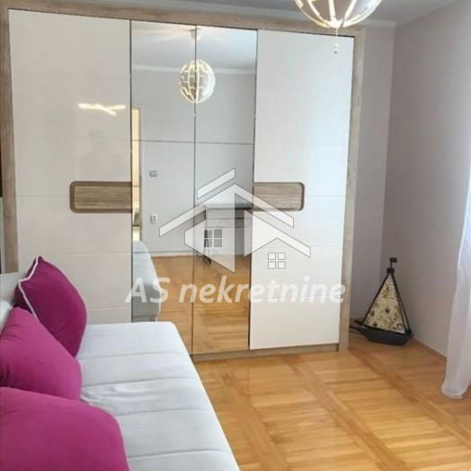 Stan Izdavanje Beograd Dedinje 72 m2