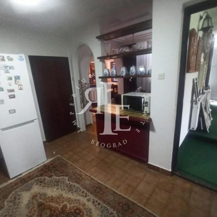 Kuća na prodaju, Mala Moštanica, Beograd, 300m², 189.000 €