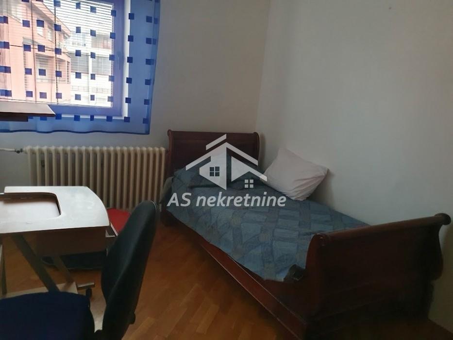 Stan Izdavanje Beograd Banovo Brdo 125 m2