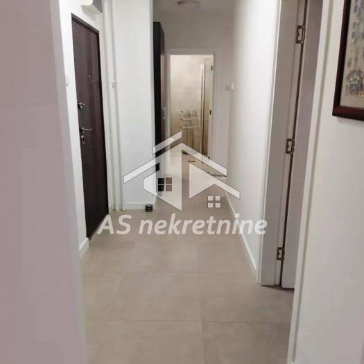 Stan Izdavanje Beograd Slavija 65 m2